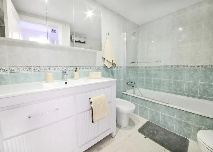 Con Vista Al Mar * קלפה